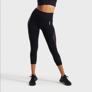 Gymshark “Energy + Seamless Cropped Leggings”